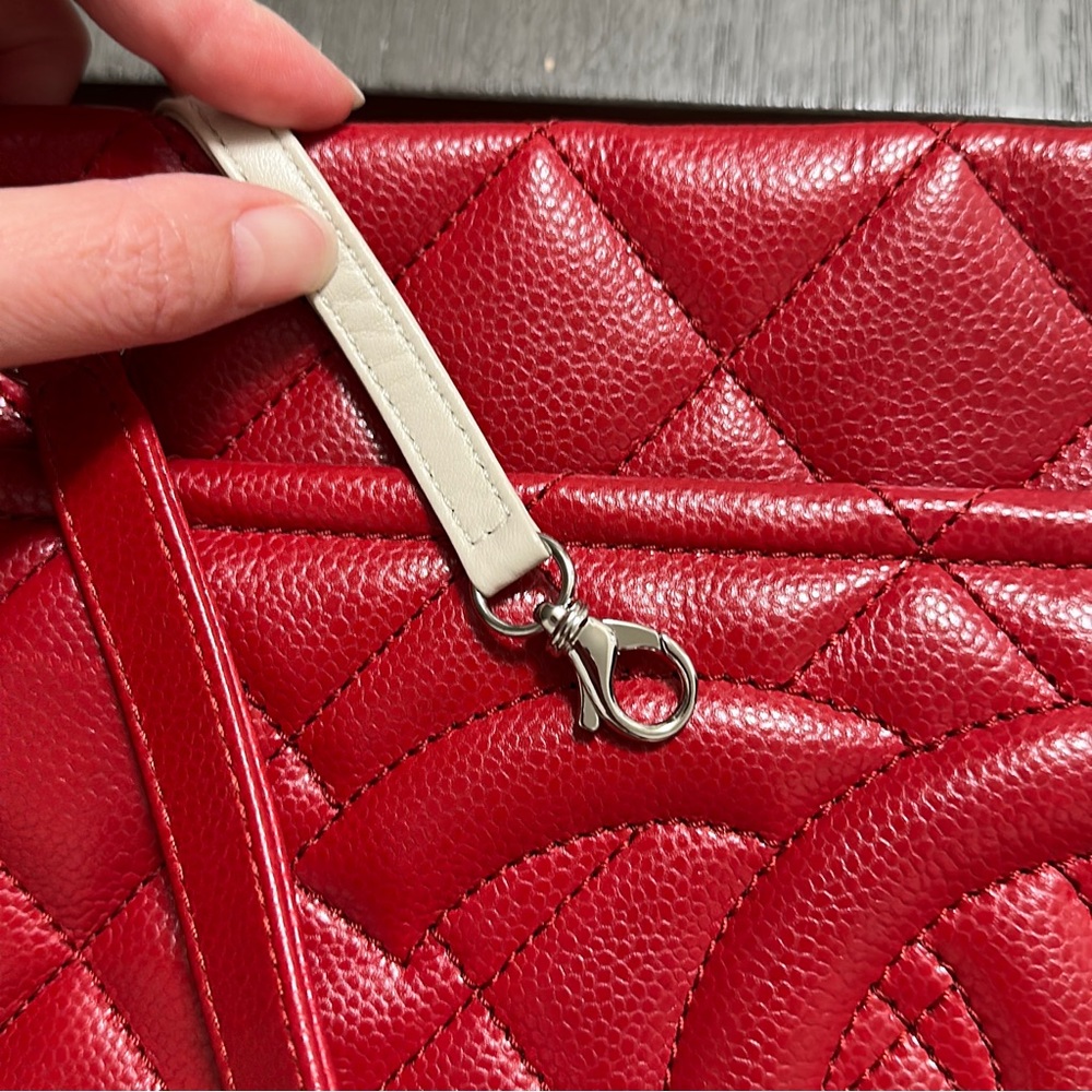 Chanel shopping tote - Picture 7 of 16